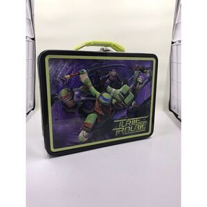 TMNT Turtle Trouble Metal Lunchbox Lunch Box 2012 Embossed Tin Pre-owned